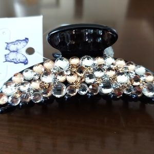 Handmade Medium Acrylic Hair Claws (Swarovski)